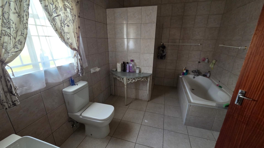 To Let 3 Bedroom Property for Rent in Fichardt Park Free State